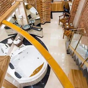https://aparthotel-stare-miasto.krakowhotelspoland.com
