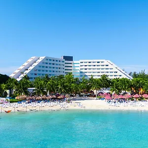 Oasis Palm **** Cancun