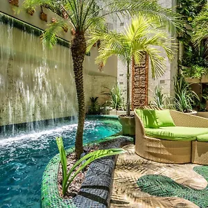 **** Hotel Maya And Beachclub México